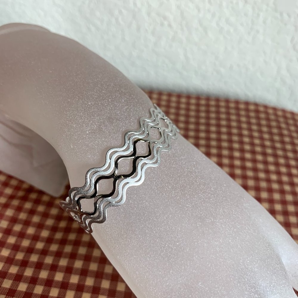 NWOT Italian Real Silver Wavy Cuff Bangle Bracelet